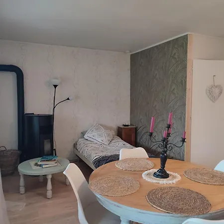 Gite Ebreuil エブルイユ